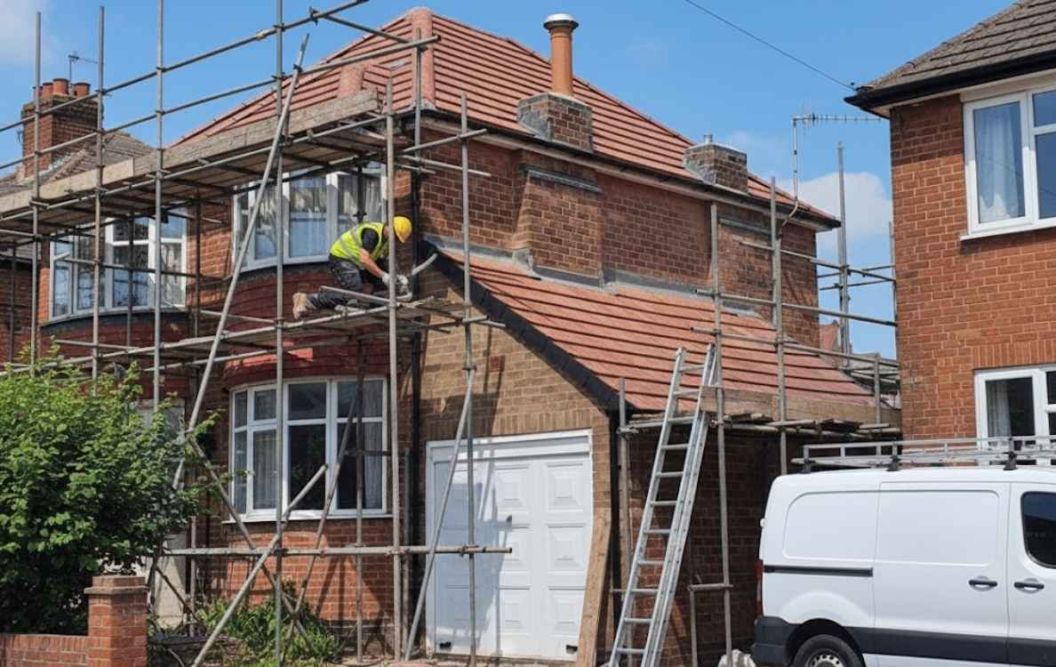 Roofers Newcastle-min
